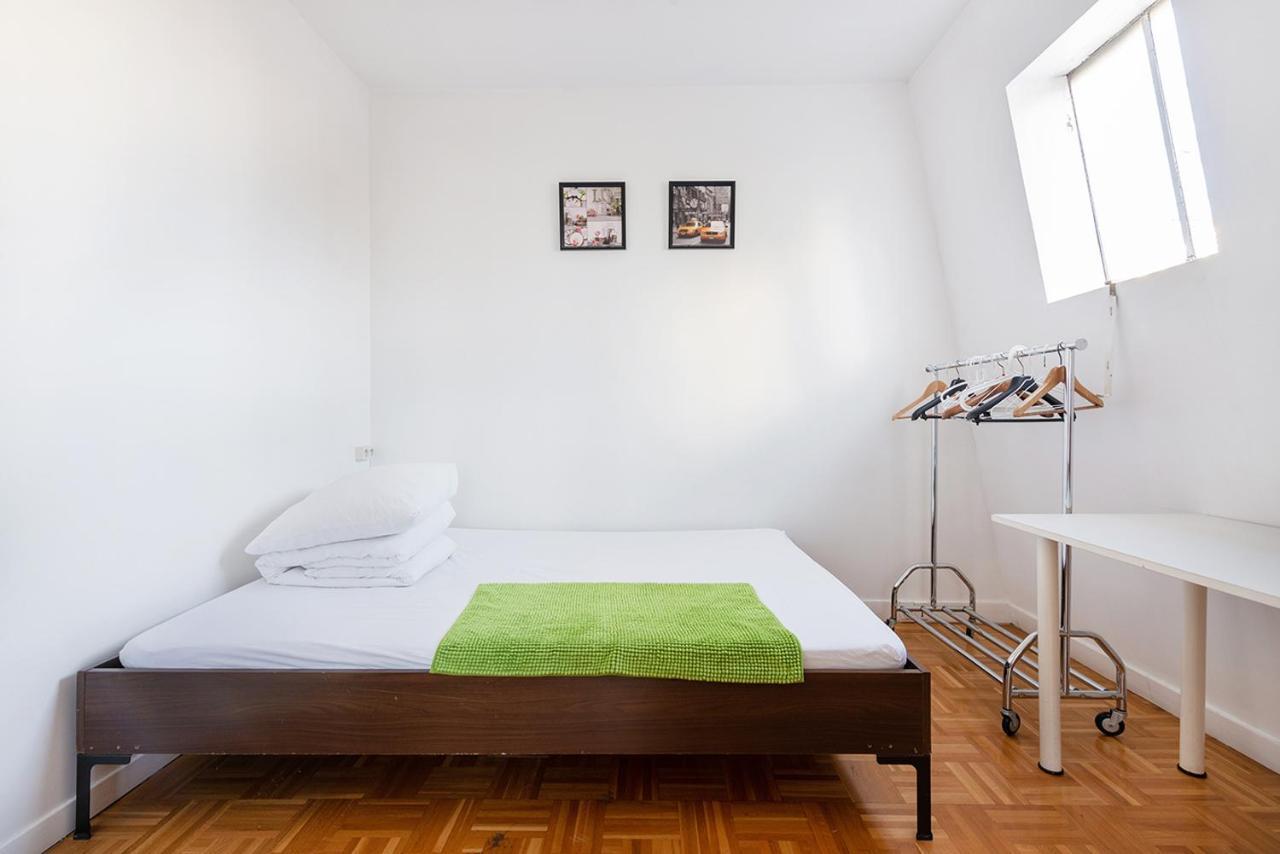 פנטן Cameleon Paris Guesthouse מראה חיצוני תמונה