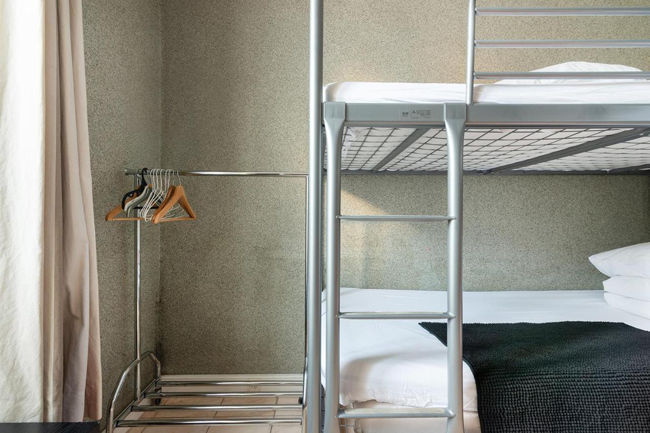 פנטן Cameleon Paris Guesthouse מראה חיצוני תמונה